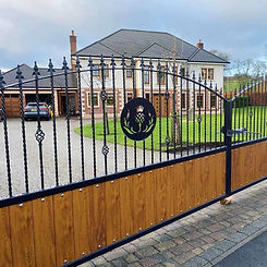 Thistle Scottish Gate