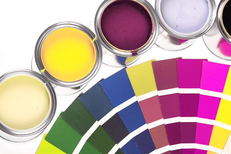 Farbtöpfe und Farbrad