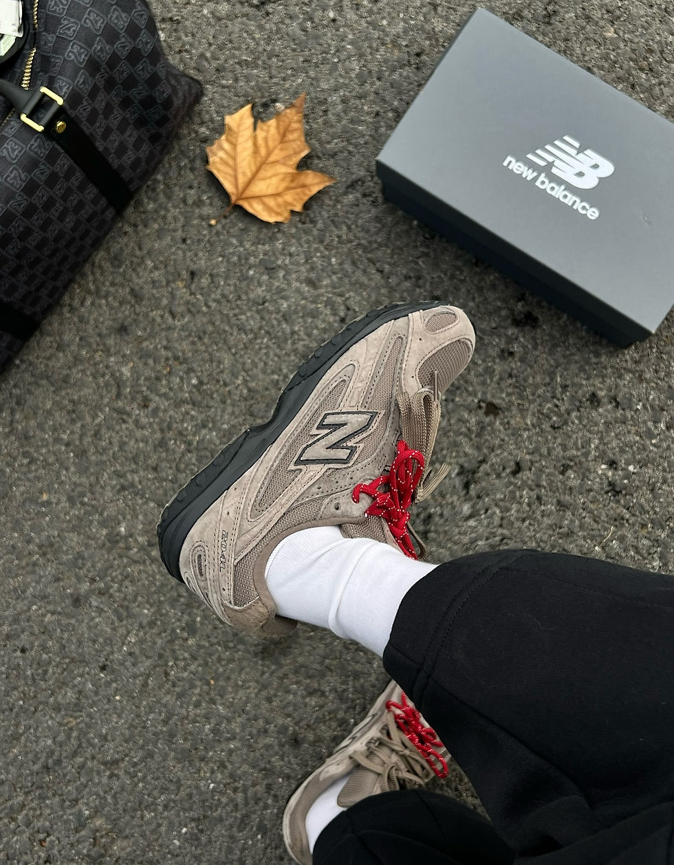 תמונה ממוזערת: New Balance 204L - Light Orewood