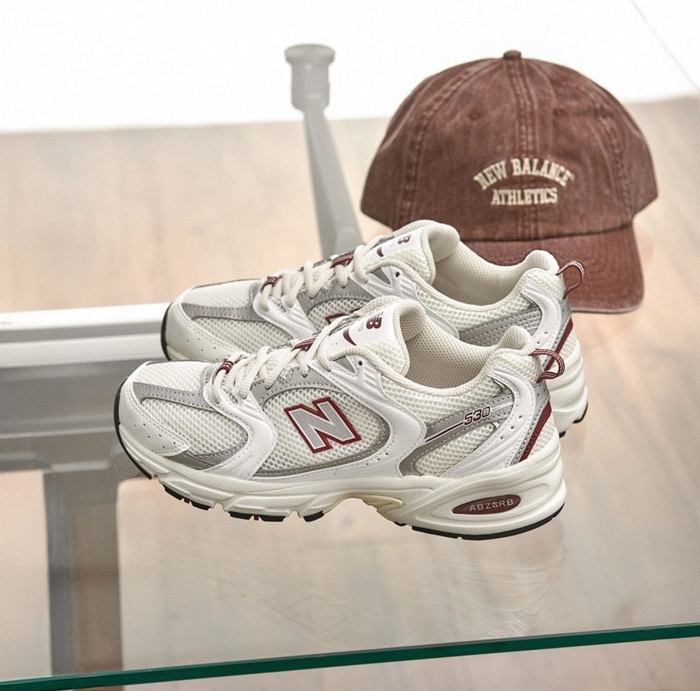New Balance 530 - Silver White