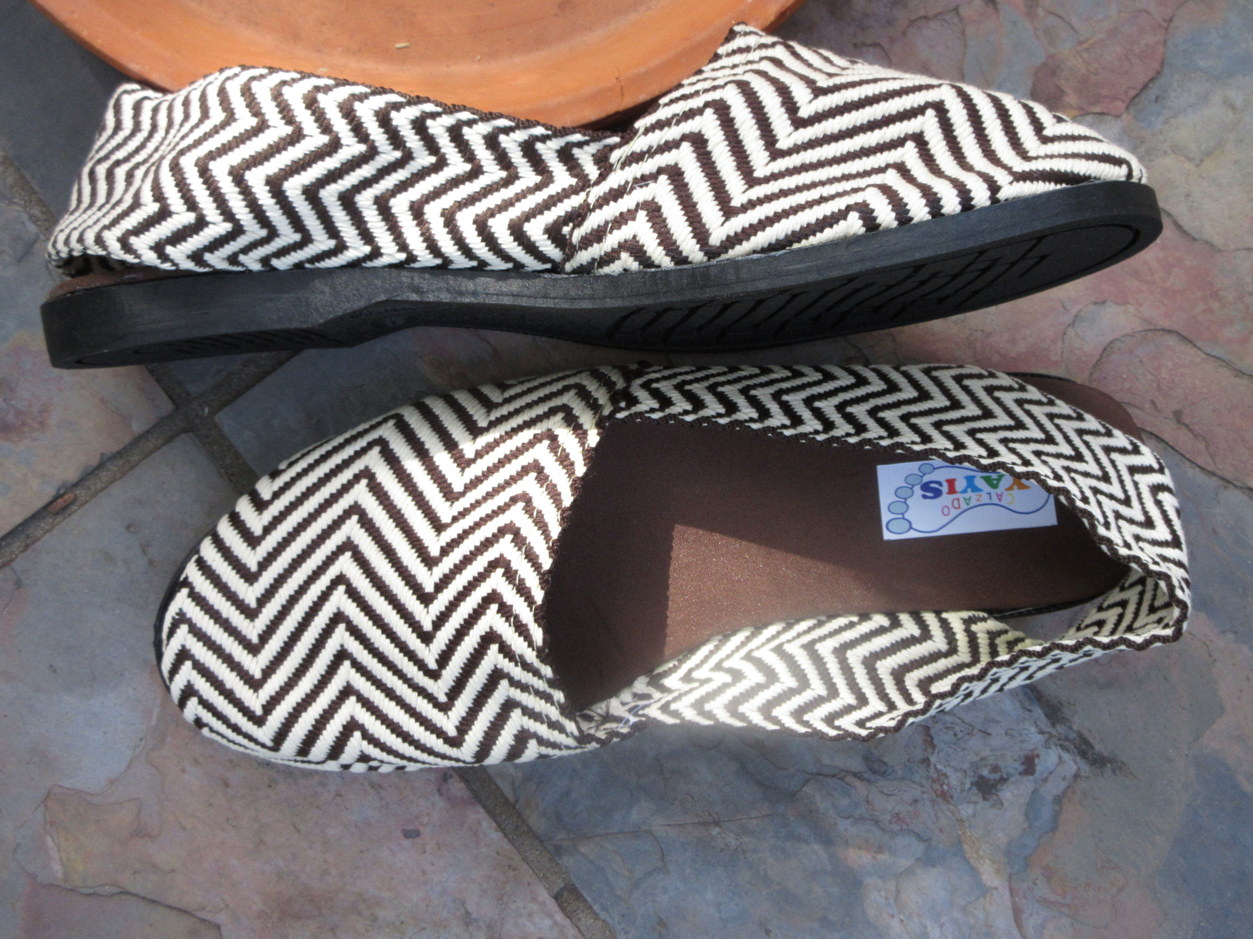 Casual Cotton Shoes, size 9 (39)