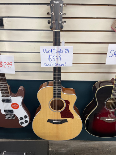 Used Taylor 214ce-QS DLX LTD | Conncert Music World