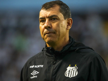 TORCIDA DO SANTOS REVOLTADA COM DESEMPENHO DO TIME EM JOGO CONTRA O GOIÁS