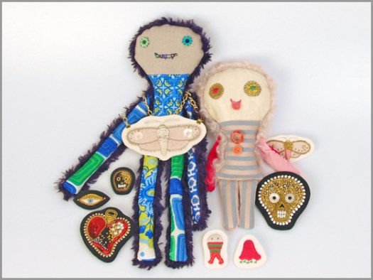 【ラムフロム ShinQs店】現代アーティスト坂田あづみの刺繍アクセサリー&ぬいぐるみ作品が登場!