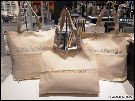 【ラムフロム HINKA RINKA 銀座店】期間中3,000円（税込）以上お買上げ頂いたお客様にラムフロムオリジナルのエコバッグをプレゼント
