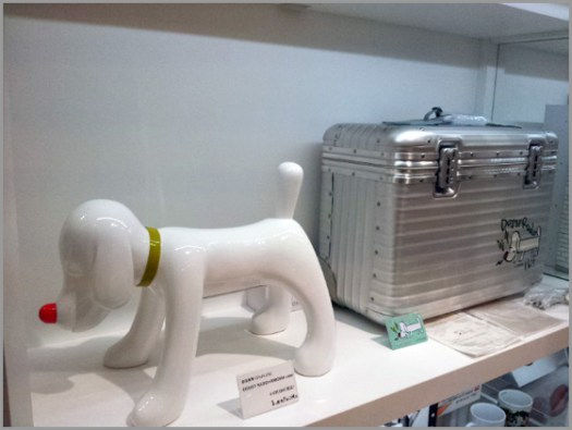 奈良美智アートグッズ「DOGGY RADIO×RIMOWA case」