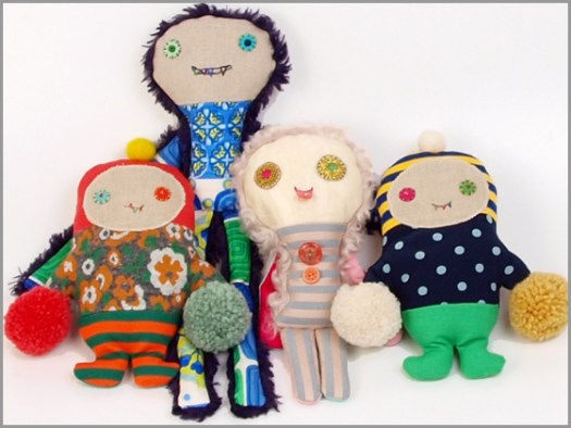 現代アーティスト坂田あづみ:刺繍アクセサリー&ぬいぐるみ作品