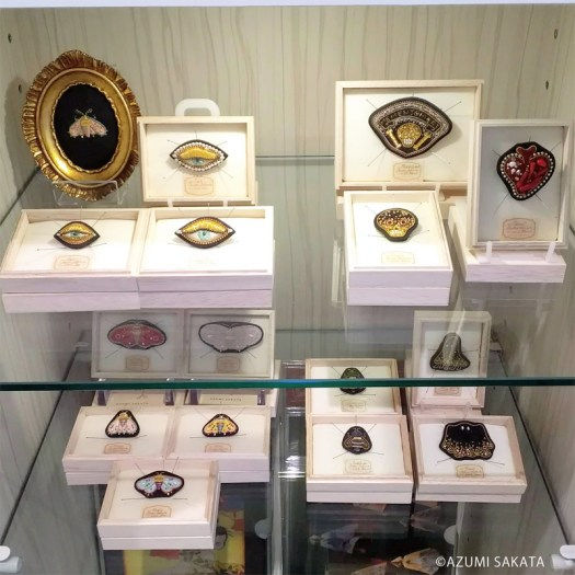 【New!】坂田あづみ ハンドメイド 刺繍ブローチ