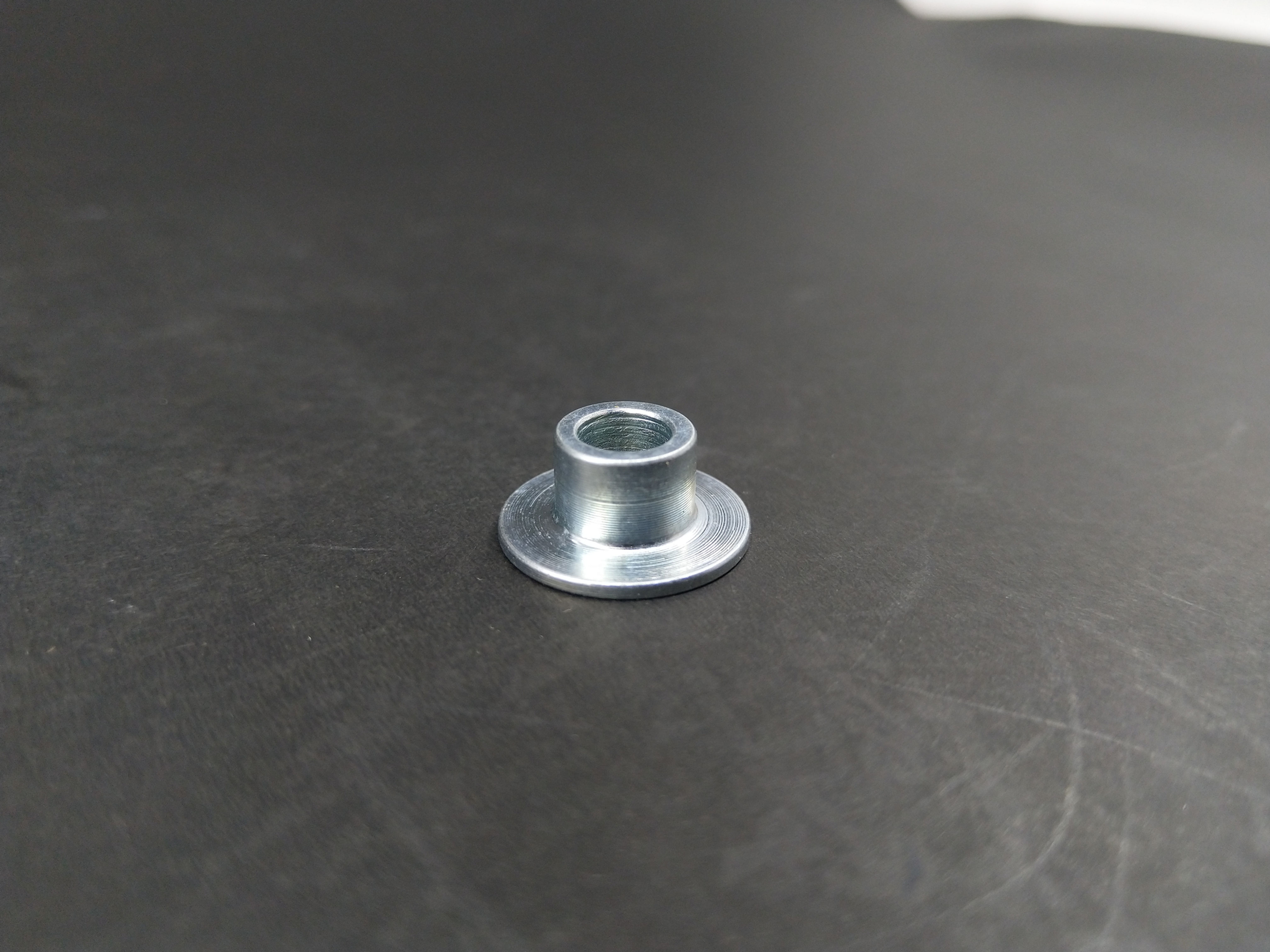 61105-KPF-910|COLLAR,FR FENDER MT