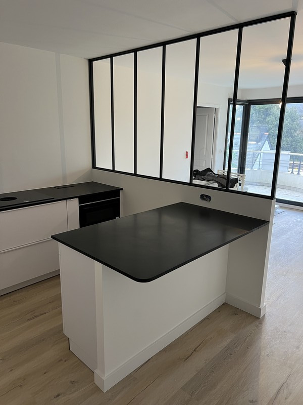 Aménagement de cuisine à La Baule : avec verrière