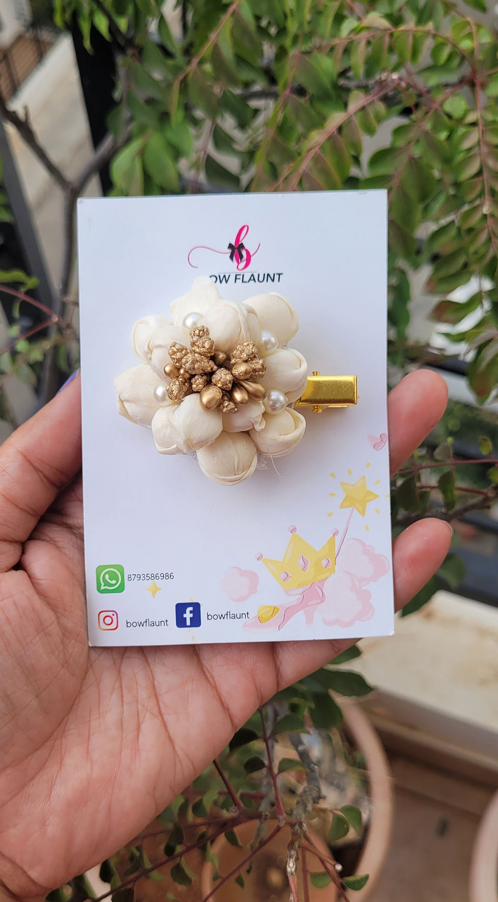 White Bud floral clip