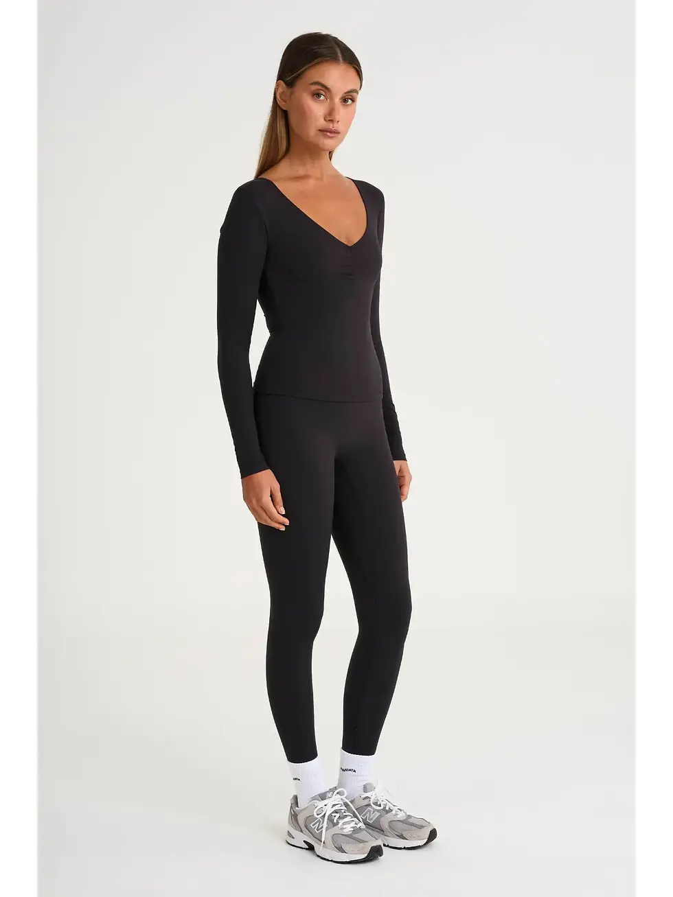 Thumbnail: All Fenix Cloudcore Lite Ruched V-Neck Long Sleeve - Black