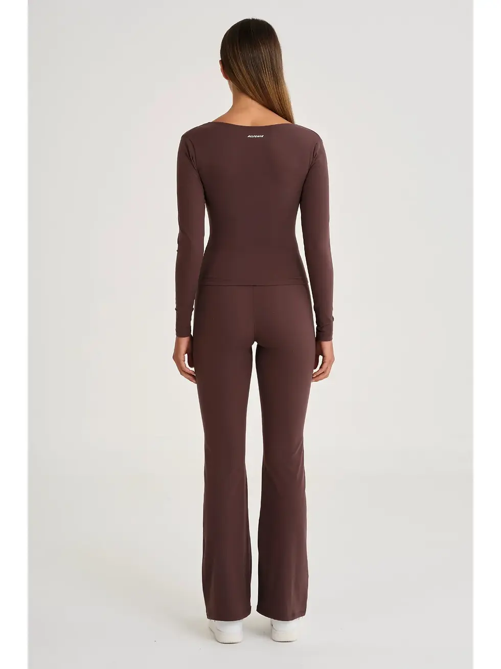 Thumbnail: All Fenix Allfenix Cloudcore Lite Ruched V-Neck Long Sleeve - Espresso
