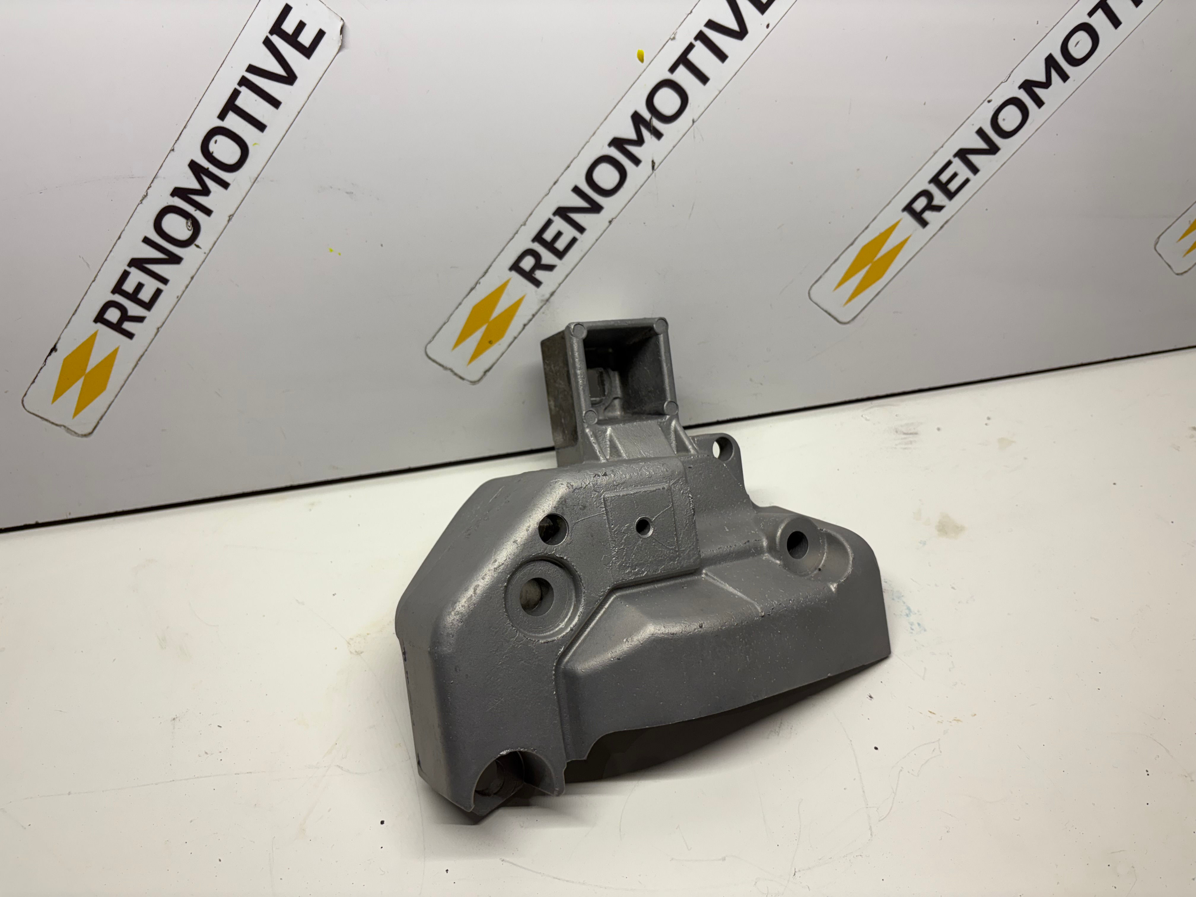 Vapour Blasted - 172 / 182 Top Engine Mount