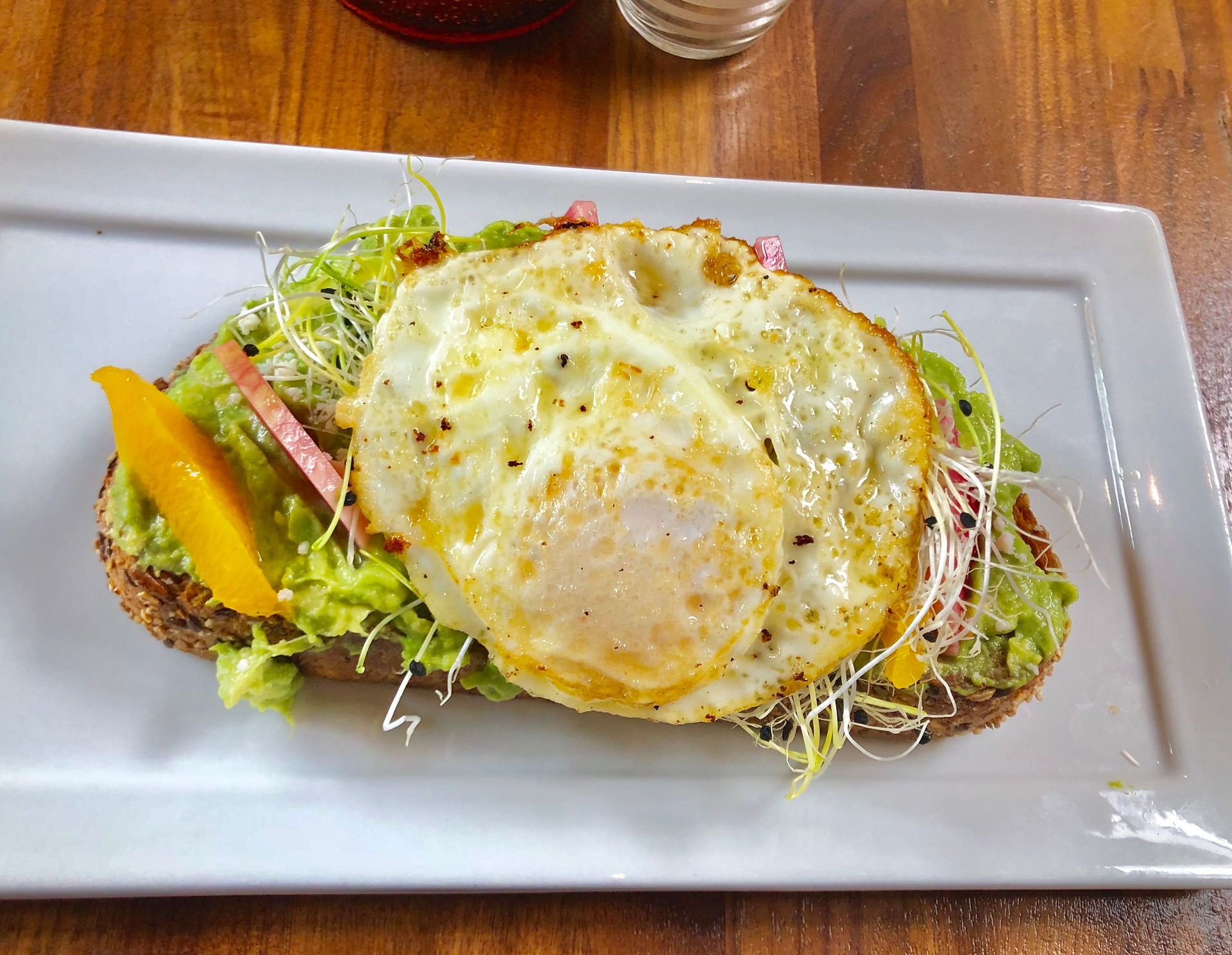 Fancy L.A. avo toast