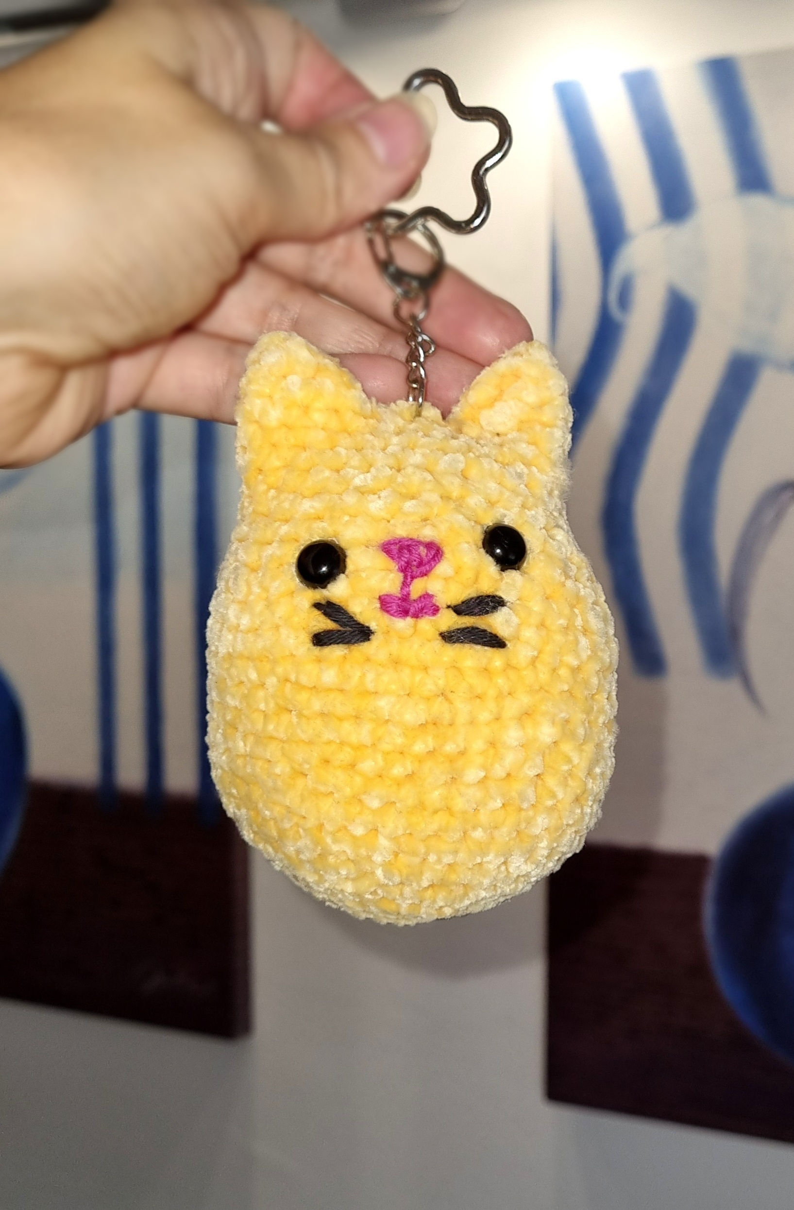 HANDMADE by Petra • Kvačkana igrača Veseli Mucek • Kvačkan mucek