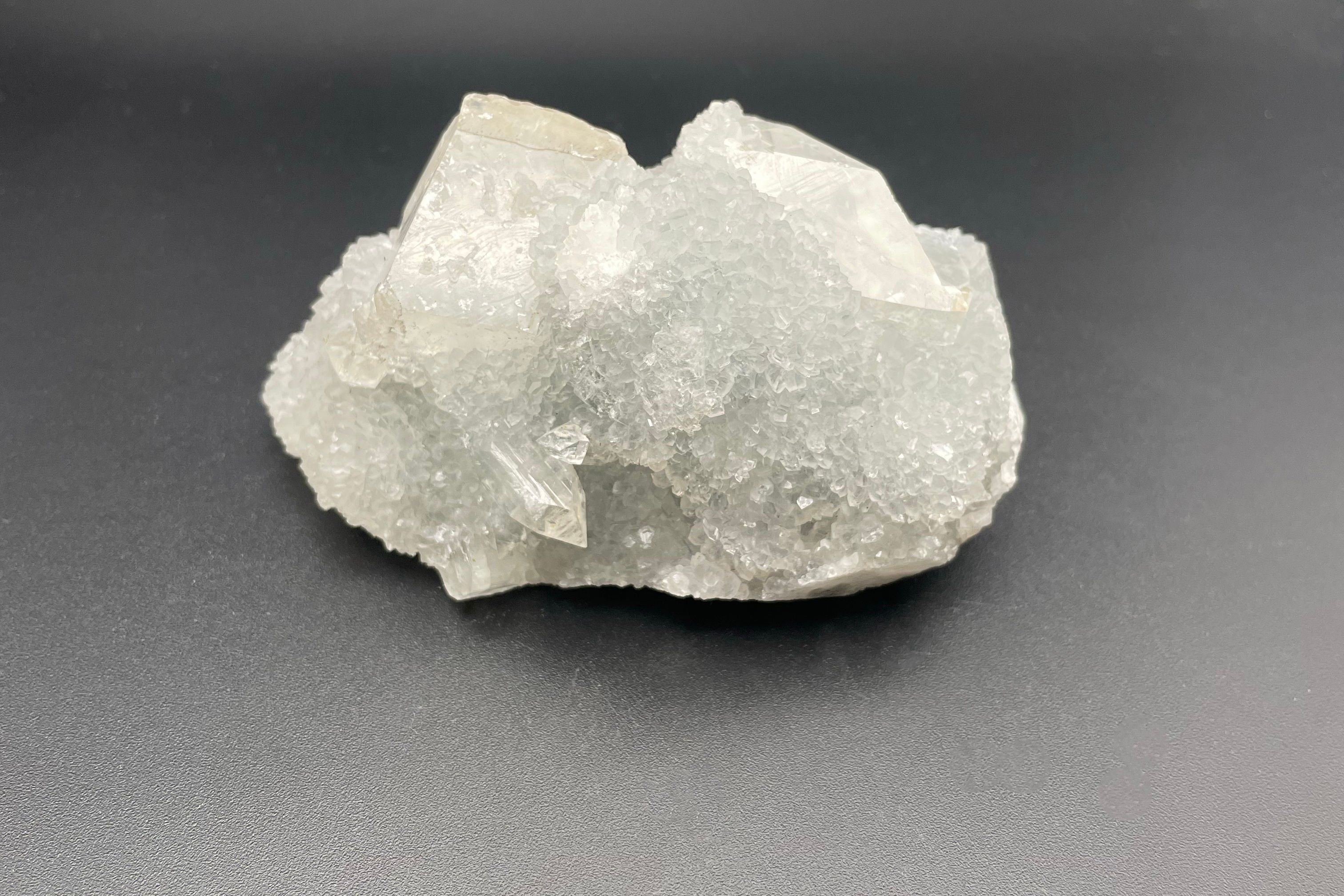 Chalcedony/Apophyllite