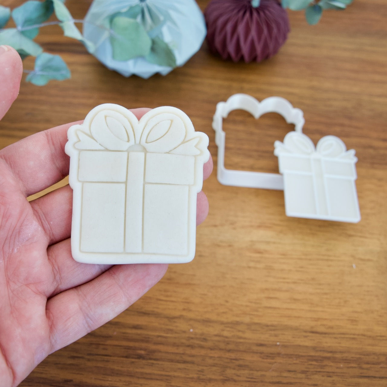 Geschenk - Ausstechform & Stempel