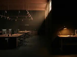 Video prodüksiyon ajansı ve freelancer çalışma farkını gösteren sinematik ofis sahnesi