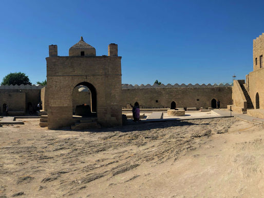Atesthgah, el templo de los adoradores del fuego (Unesco). Azerbaiyán