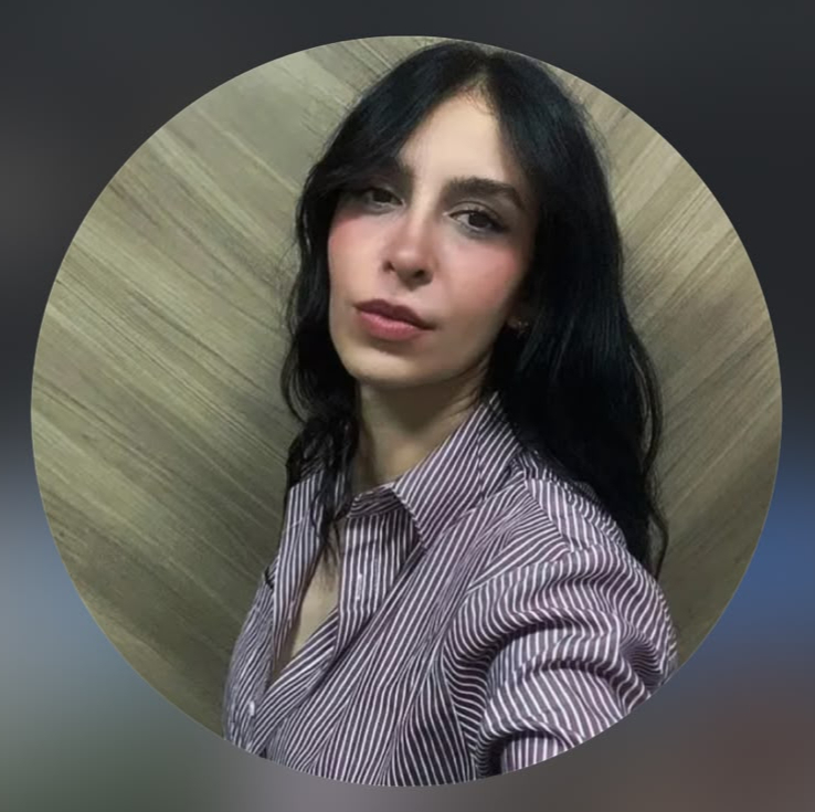 Yazarın fotoğrafı: Kübra Güngör