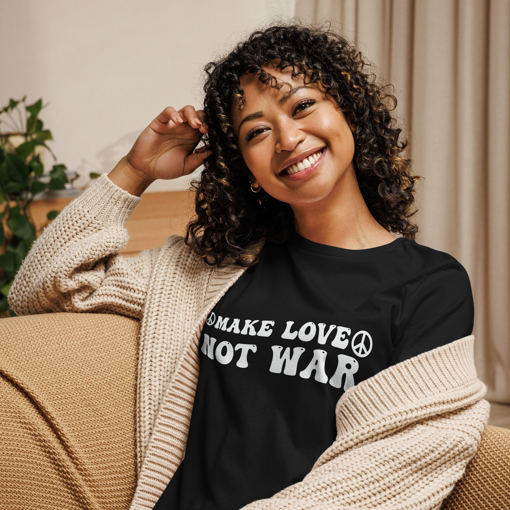 Women's Relaxed T-Shirt- Make Love Not War