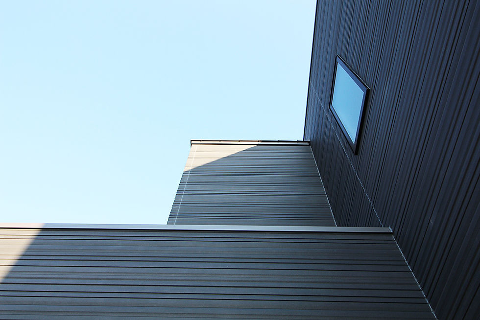 FACADE1