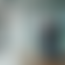 Autoridade orgânica no posicionamento digital comparada ao tráfego pago e construção de marcas memoráveis.