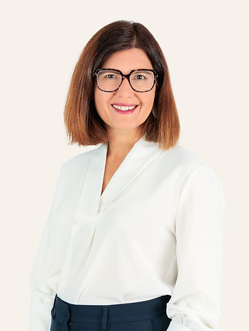 K21A1533-Portrait-Bluse-beige.jpg