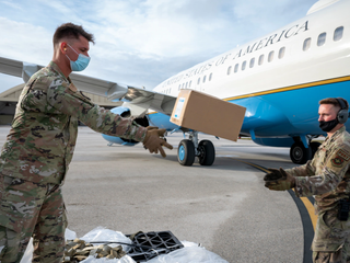 Indo-Pacom chief visits Palau, delivers Covid protection supply 