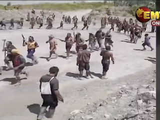Total security breakdown at key PNG gold mine threatens economic hit, landowners warn