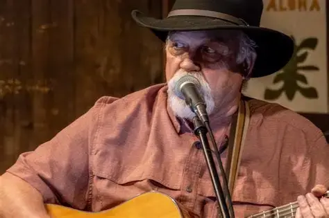Roy Dunn MacLean