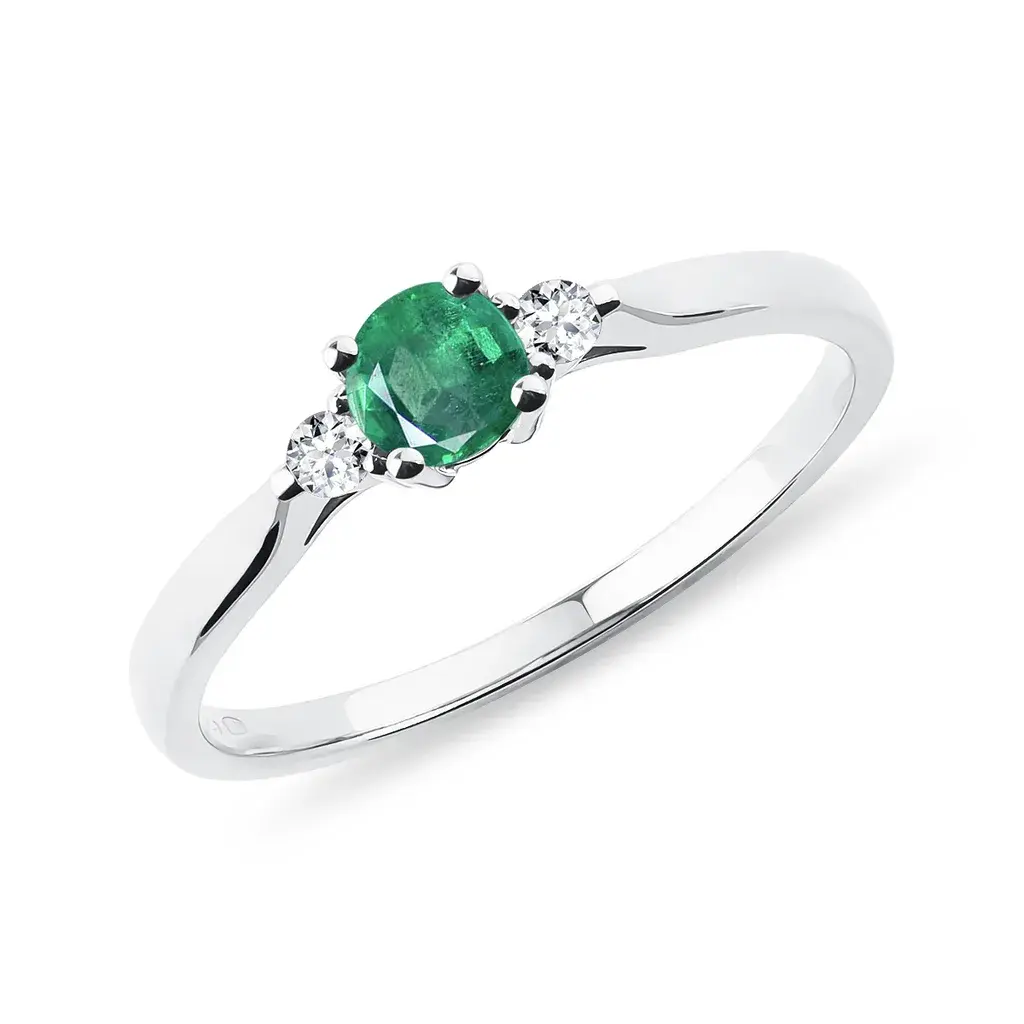 0.24 carat Natural Enhance Green Diamond Simple Ring