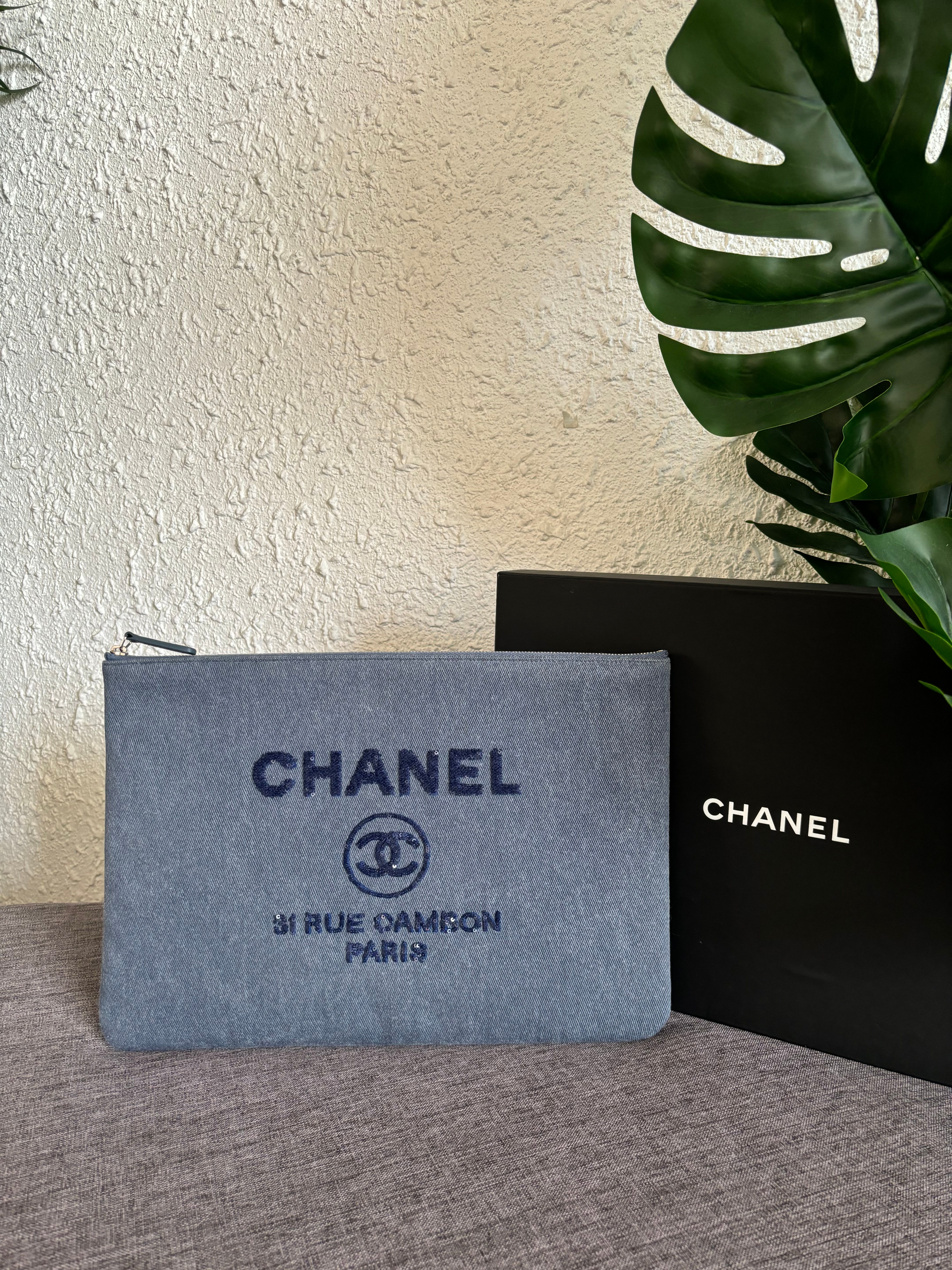 Chanel O Case Large ~ Limited Edition 
