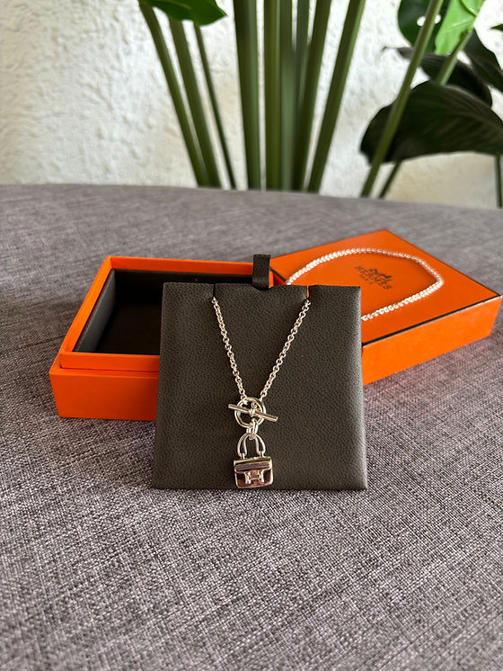 Hermes Amulettes Constance pendant | Luxury2u