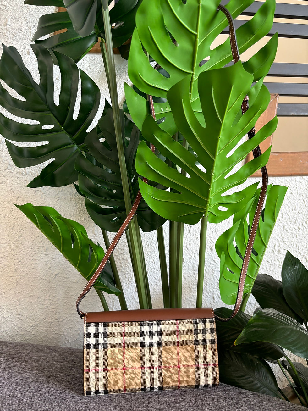 Thumbnail: Burberry Hannah Wallet On Chain 80580021