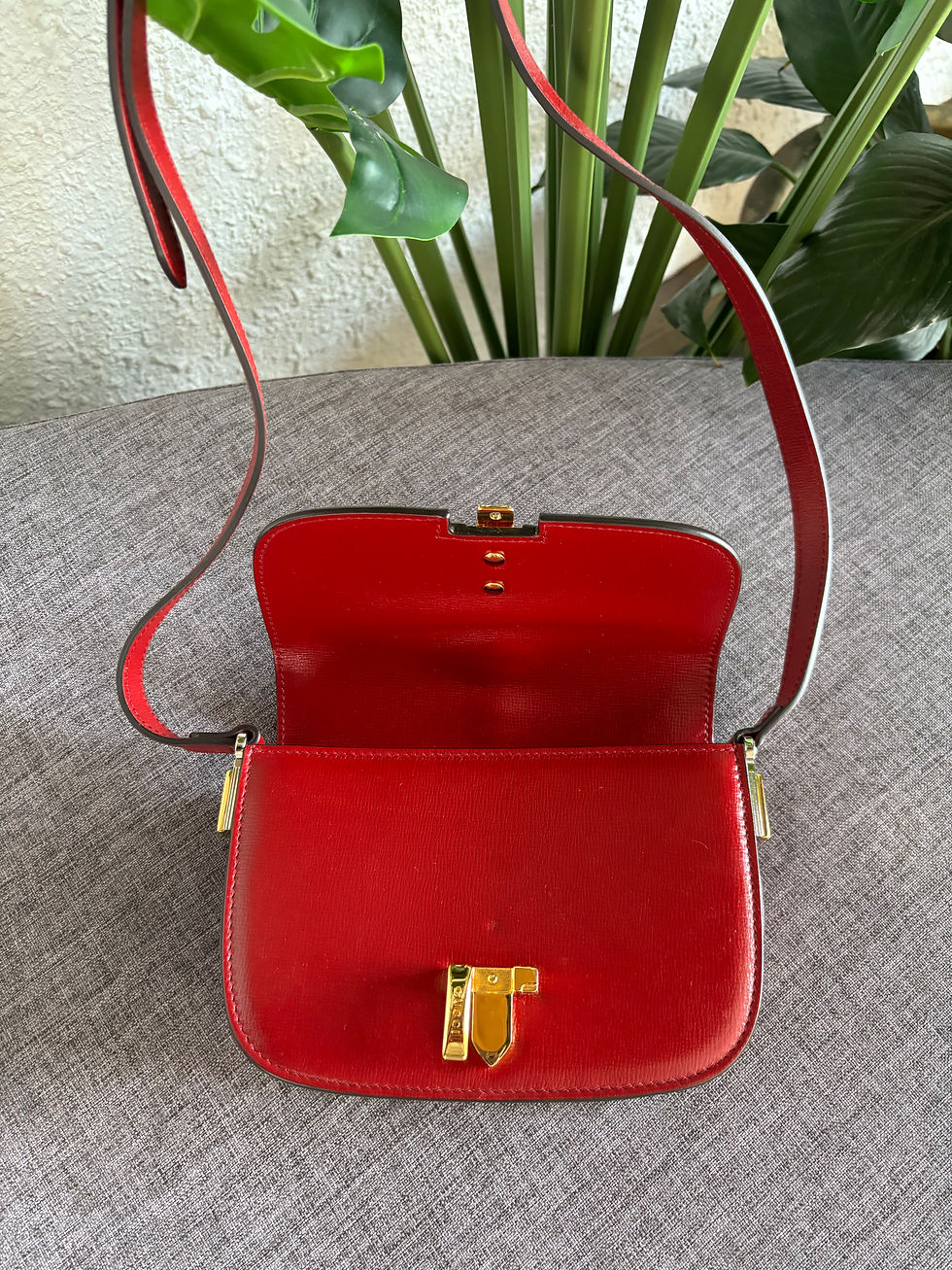 Thumbnail: Gucci Chain Trim Shoulder Bag
