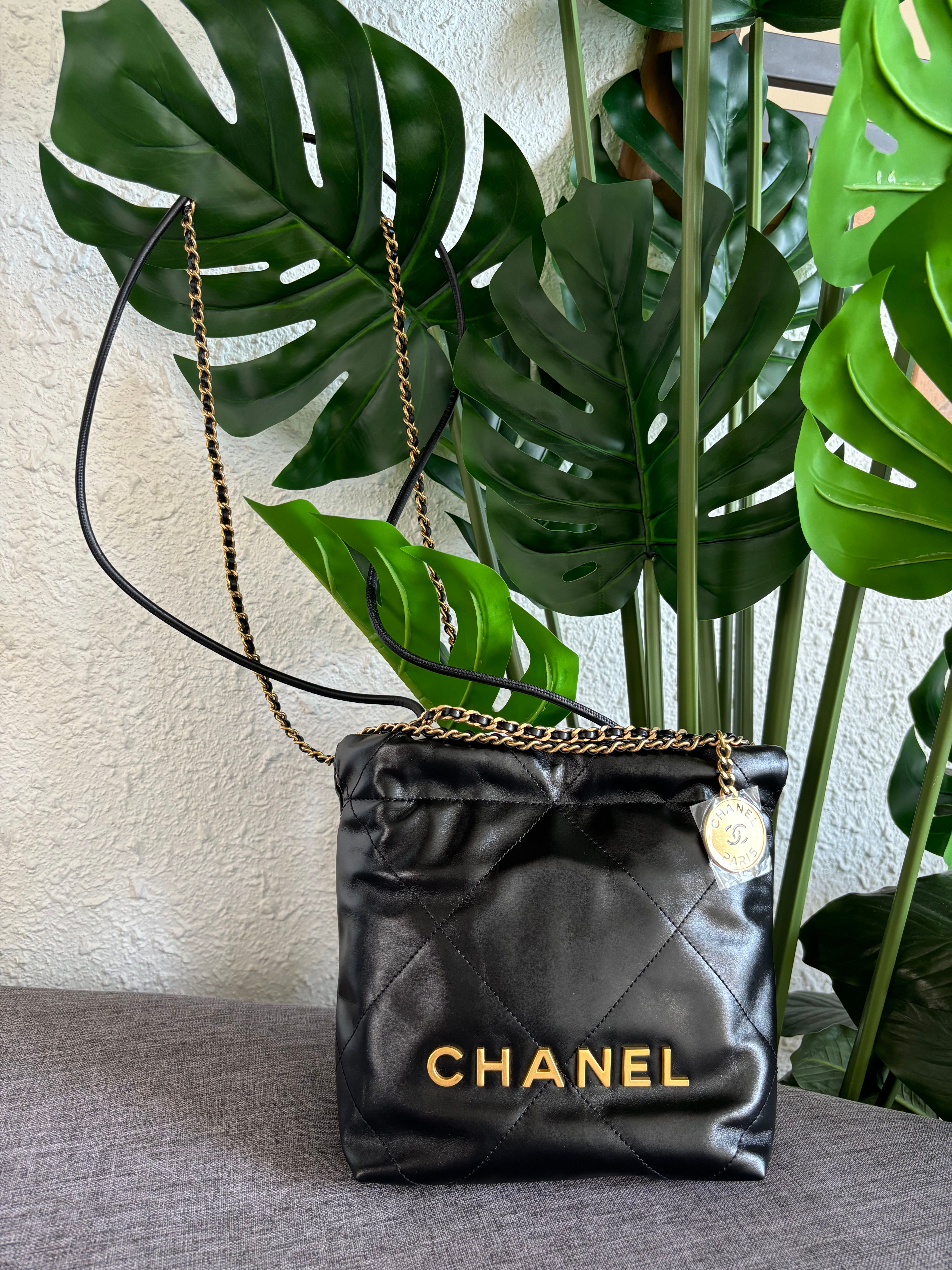 CHANEL 22 MINI HANDBAG