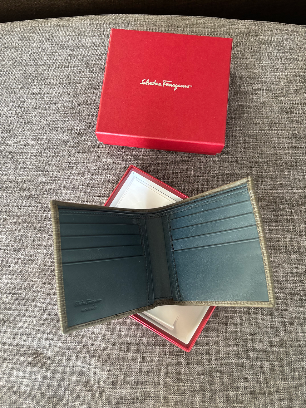 Thumbnail: Salvatore Ferragamo Gancini Logo Men Wallet