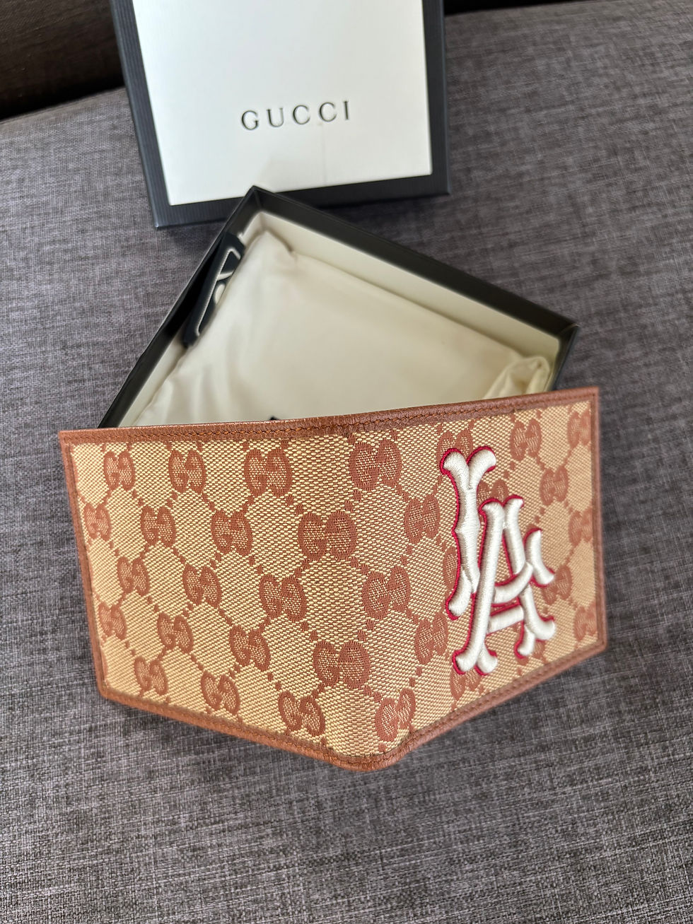 Thumbnail: Gucci NY New York Yankees Patch GG Canvas Bifold Wallet 547787