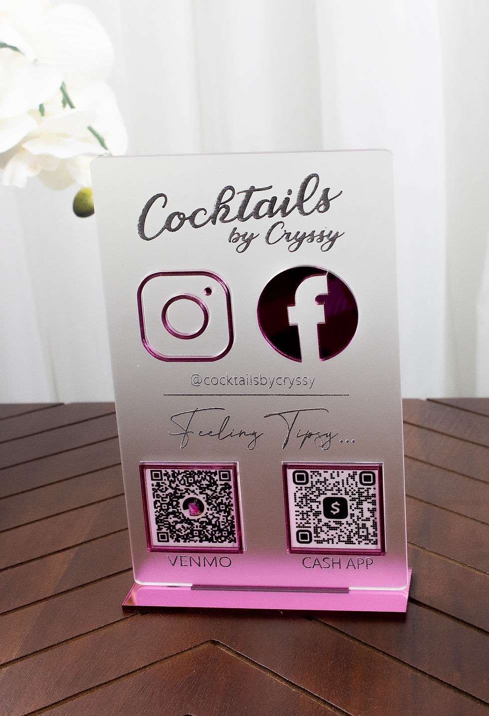 Thumbnail: Custom QR Code Display for Social Media and Payments