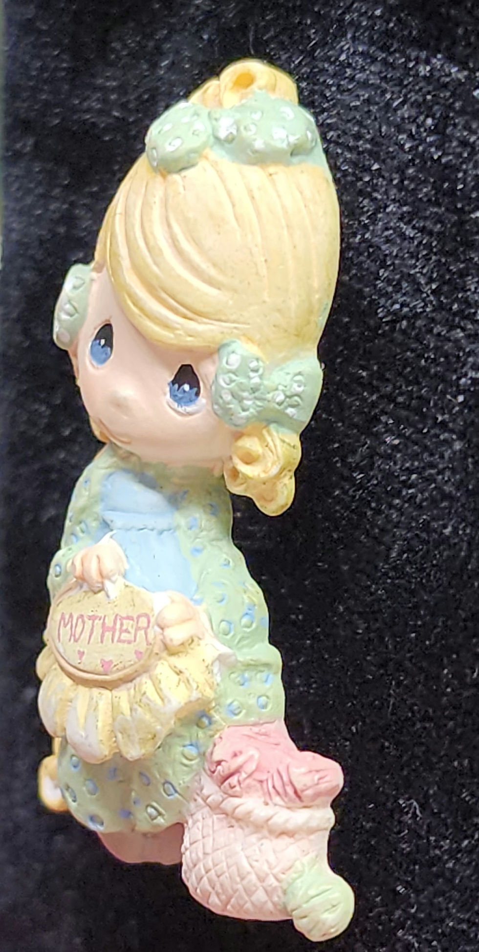 Thumbnail: Precious Moments 2000 MOTHER 1 1/2" inch brooch