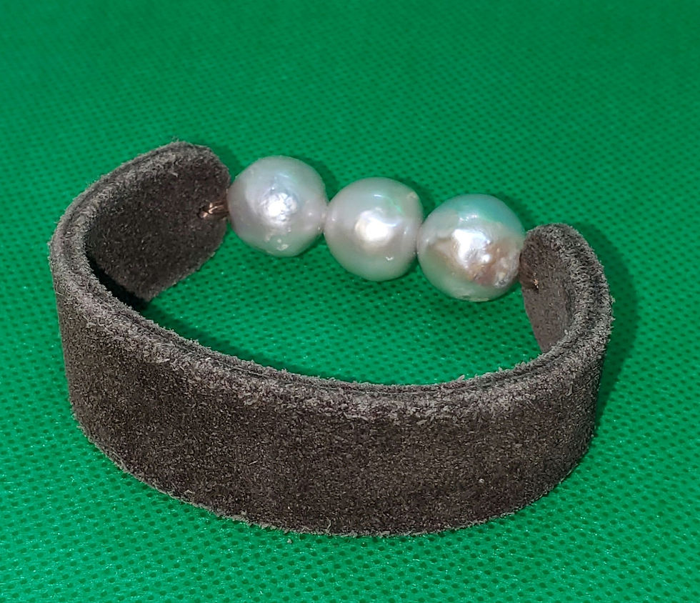 Thumbnail: fresh water pearl bracelet