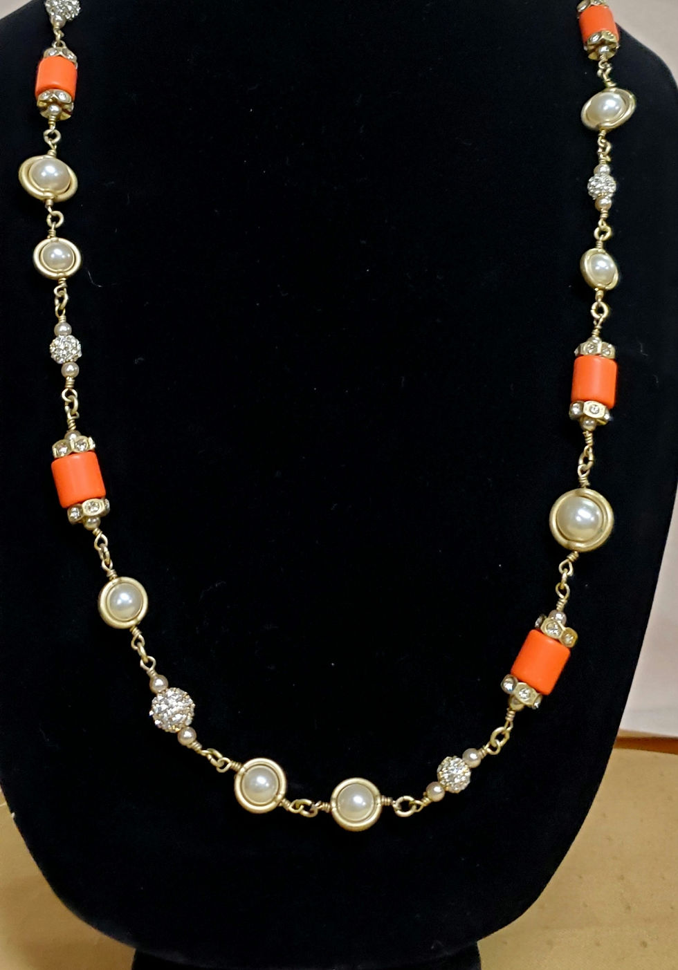 Thumbnail: Necklace