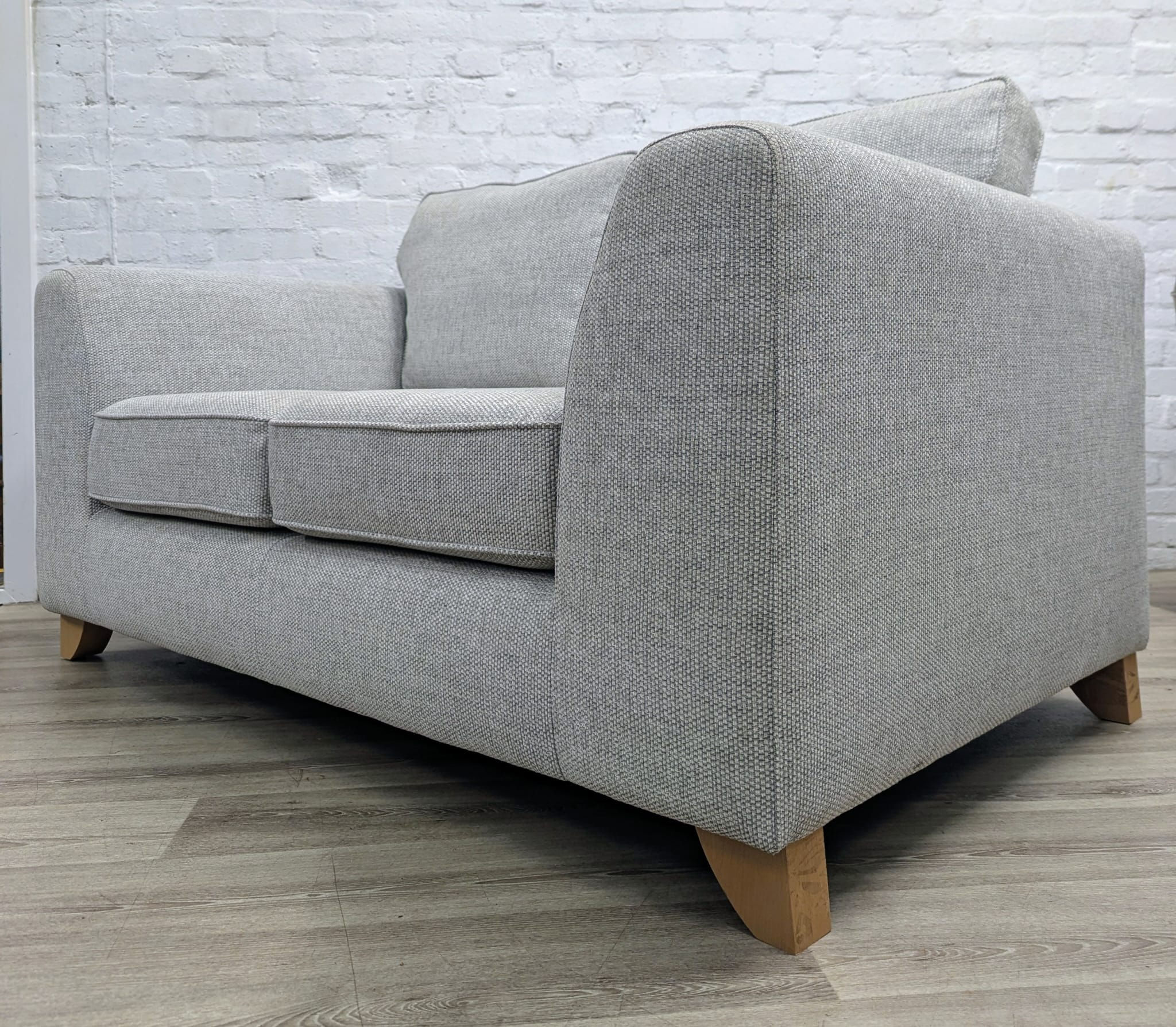 Ex-Display Lorella
Formal back small 2 seater sofa always cream