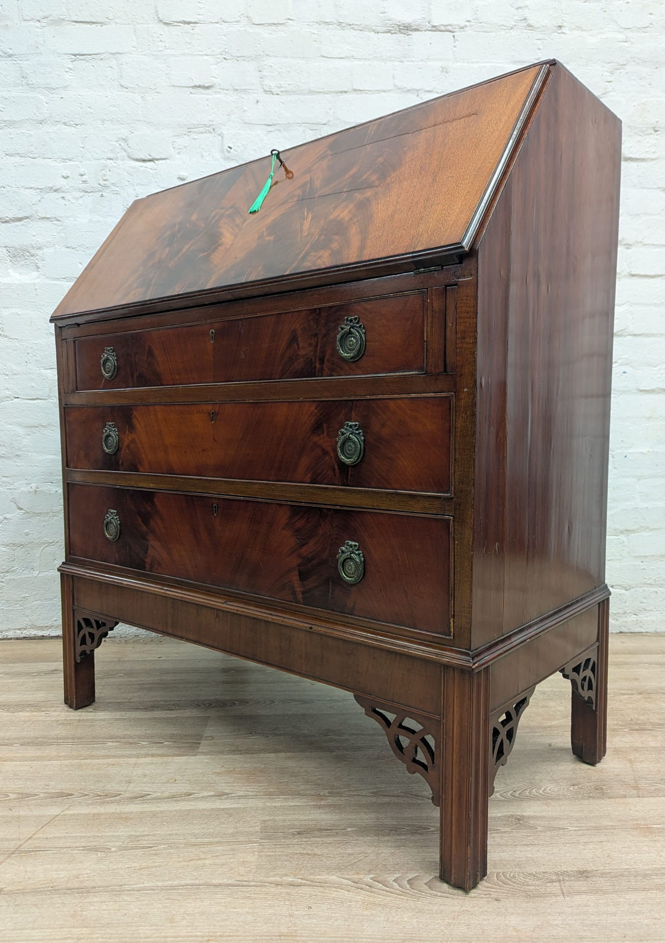 Georgian mahogany writing bureau secretaire