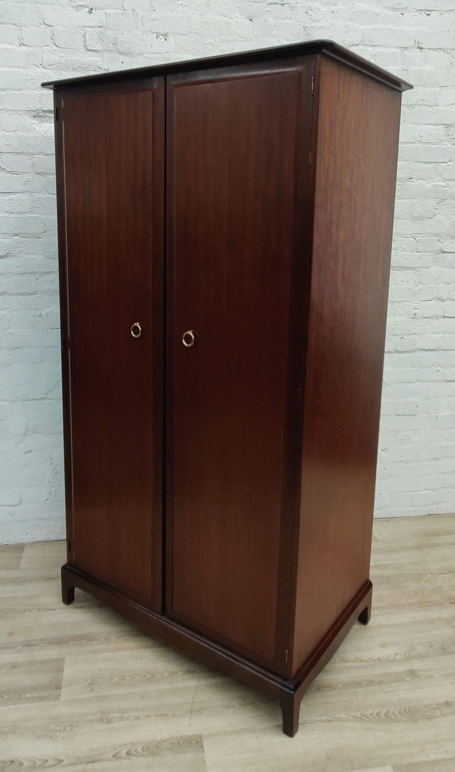 Stag Minstrel gentleman's double wardrobe 