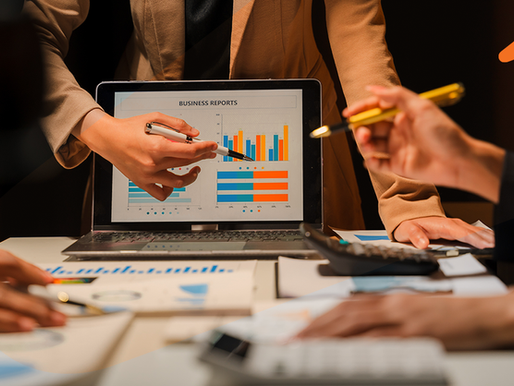 Gestão financeira simples: por que cortar custo não salva sua empresa