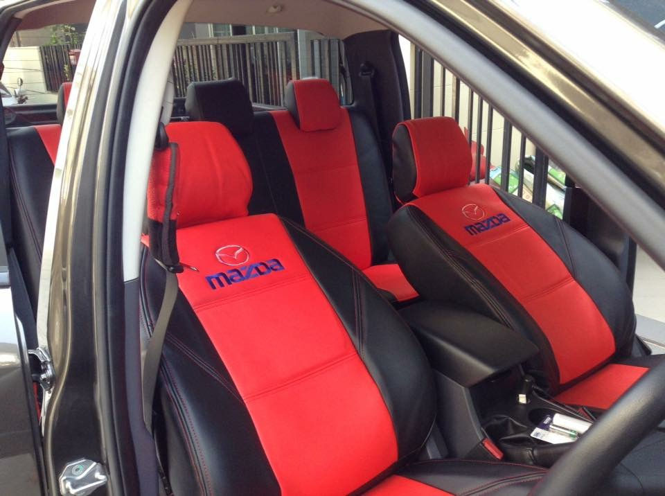 ภาพขนาดย่อ: หนังหุ้มเบาะรถยนต์ MAZDA 4 ประตู