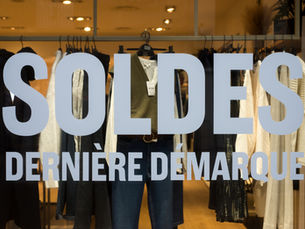 Comment rendre votre vitrine plus impactante grâce au marquage adhésif ?